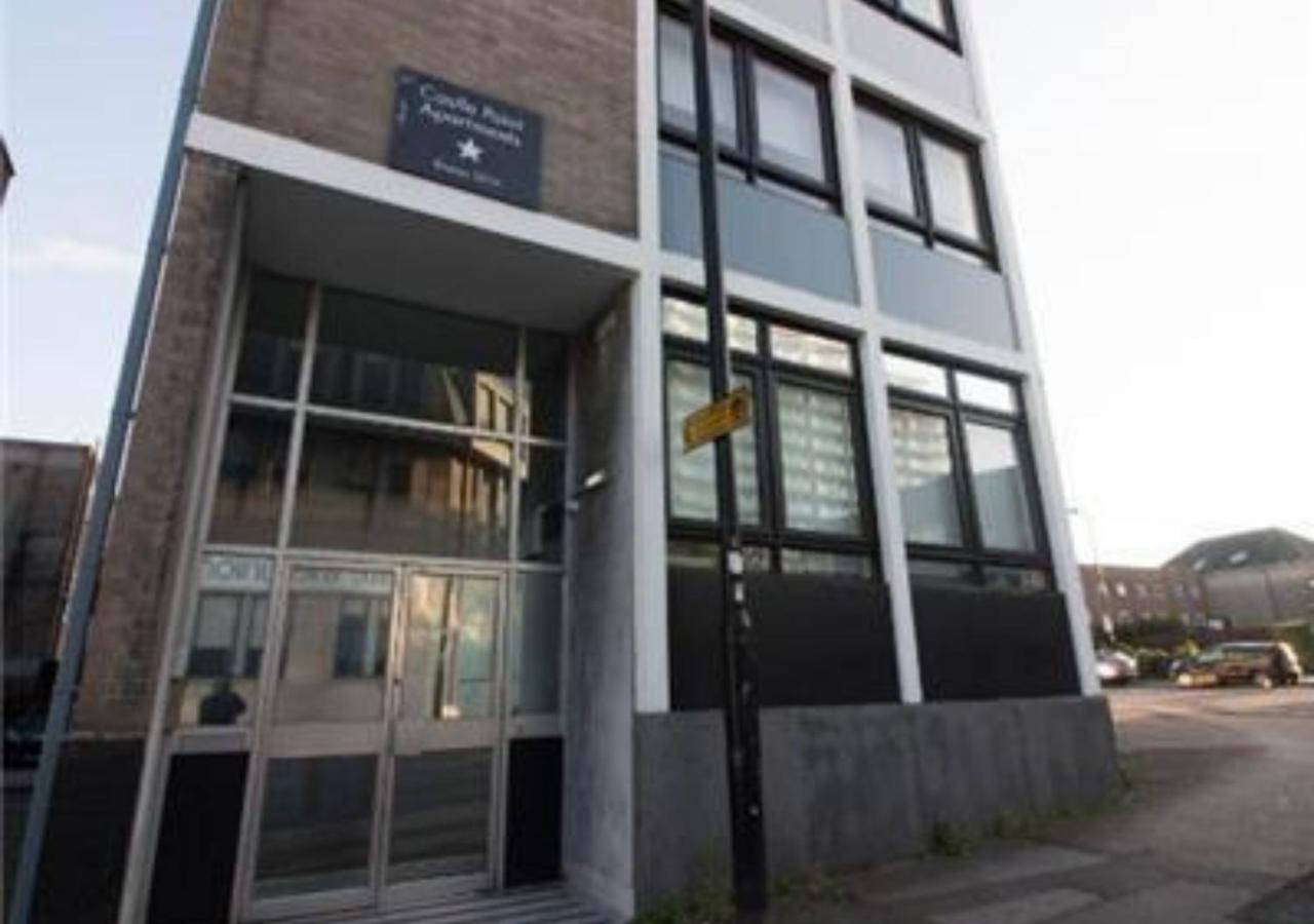 Stayzo Penthouse Accommodation 2- Premier Lodge Southampton Buitenkant foto